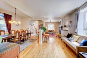 Victorian Manor 1 mile from Downtown Denver!